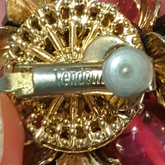 Vendome Vintage AB Crystal Earrings Gold Tone Clip Screw Back - Picture 6 of 7